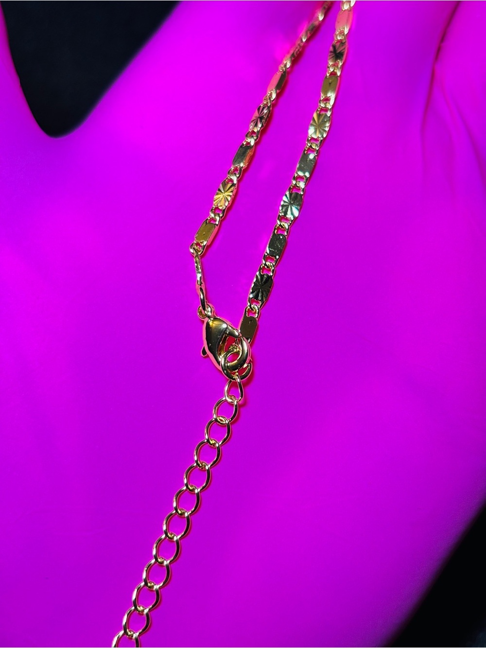 Pretty Bird Diamond-Cut Clover & Hello Kitty CZ Set Bracelet - Picture 11 of 12